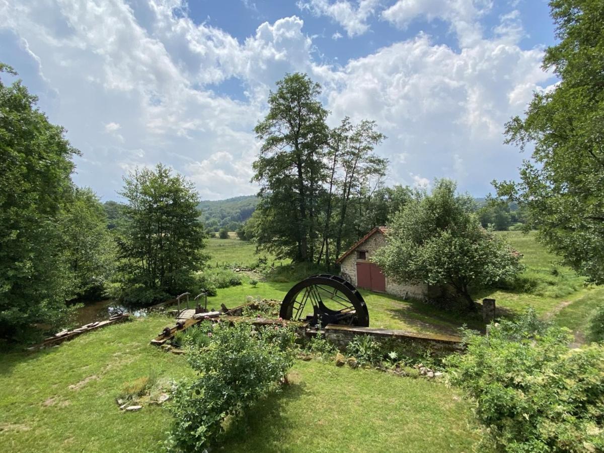 Bed and Breakfast Le Moulin De Razou Brassy Exteriér fotografie